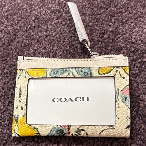 Coach Butterfly Print Card Holder - Cream, Yellow, Pink, Blue New w Key Chain - Picture 2 of 5